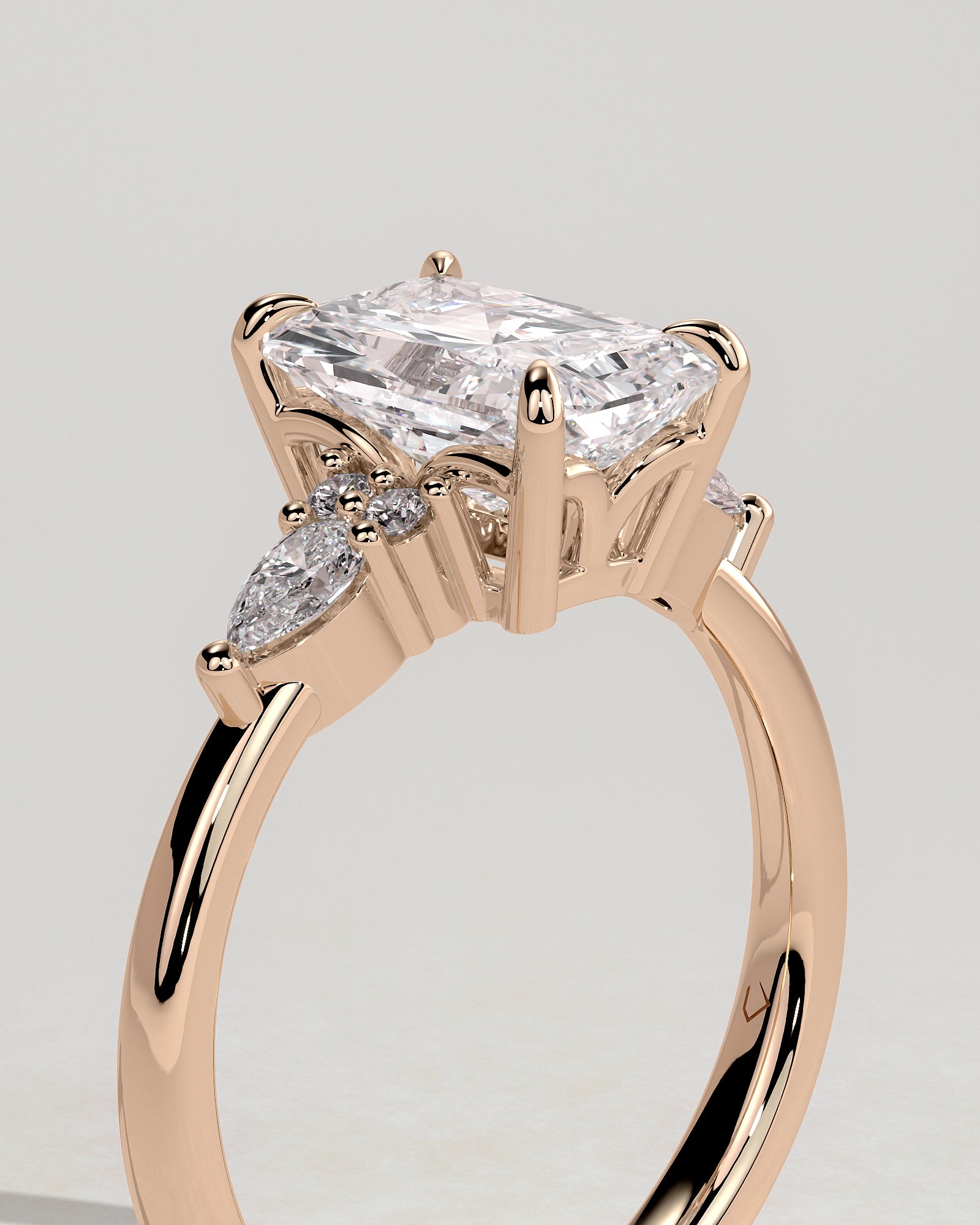 Heidi - Radiant Claw Solitaire with Pear Accents and Round Shoulder Stones Engagement Ring - Rose Gold - Rose Gold 2ct