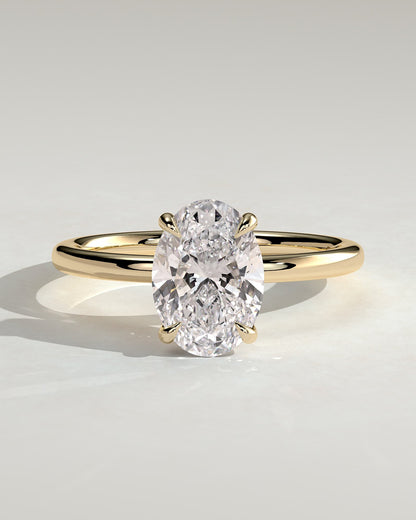 Daisy - Classic Oval Claw Solitaire Engagement Ring - Yellow Gold