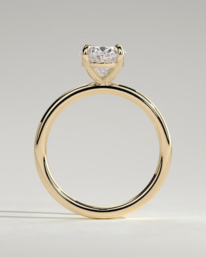 Daisy - Classic Oval Claw Solitaire Engagement Ring - Yellow Gold