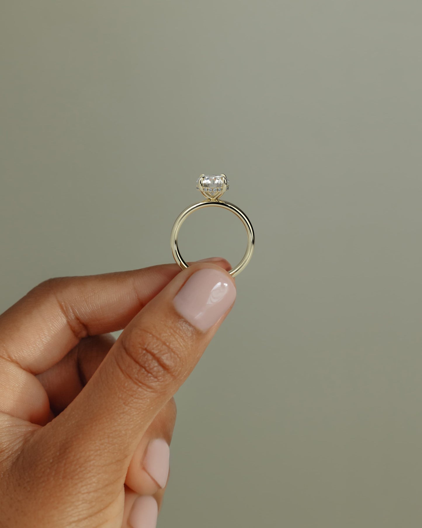 Kylie - Statement Round Claw Solitaire with Cigar Band and Hidden Halo Engagement Ring - Yellow Gold