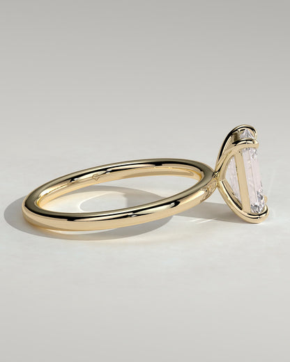 Alina - Emerald Claw Solitaire Engagement Ring - Yellow Gold - yellow gold - Lara Jewels