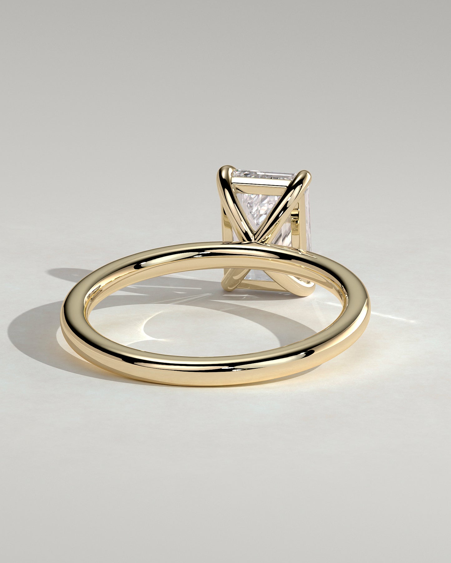 Alina - Emerald Claw Solitaire Engagement Ring - Yellow Gold - Yellow Gold 2ct