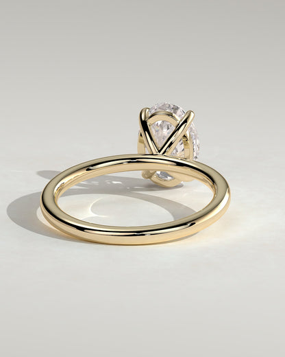 Daisy - Classic Oval Claw Solitaire Engagement Ring - Yellow Gold