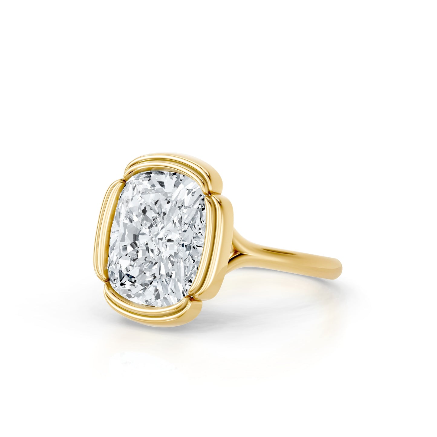 Lara Jewels High Jewellry Dorée Solitaire Lab Diamond Engagement Ring - Cushion - 14k Yellow Gold - Side View