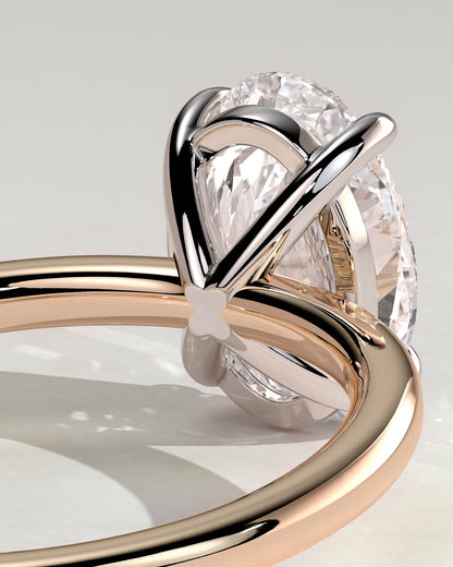 Daisy - Classic Oval Claw Solitaire Engagement Ring - Rose Two-Tone