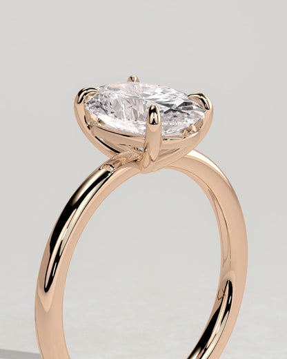 Daisy - Classic Oval Claw Solitaire Engagement Ring - Rose Gold