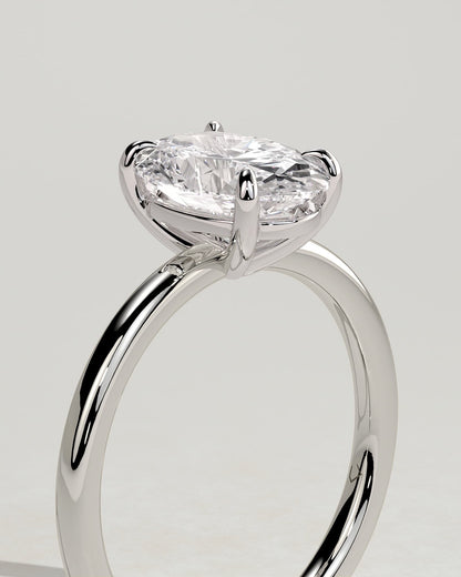 Daisy - Classic Oval Claw Solitaire Engagement Ring - Platinum