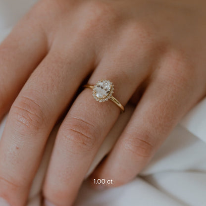 The Nova Oval Ring