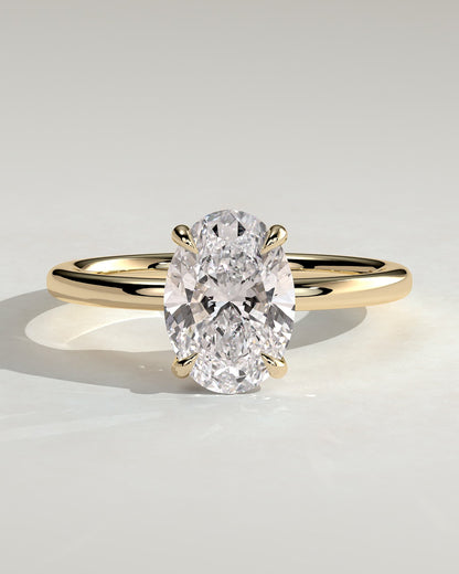 Daisy - Classic Oval Claw Solitaire Engagement Ring - Yellow Gold