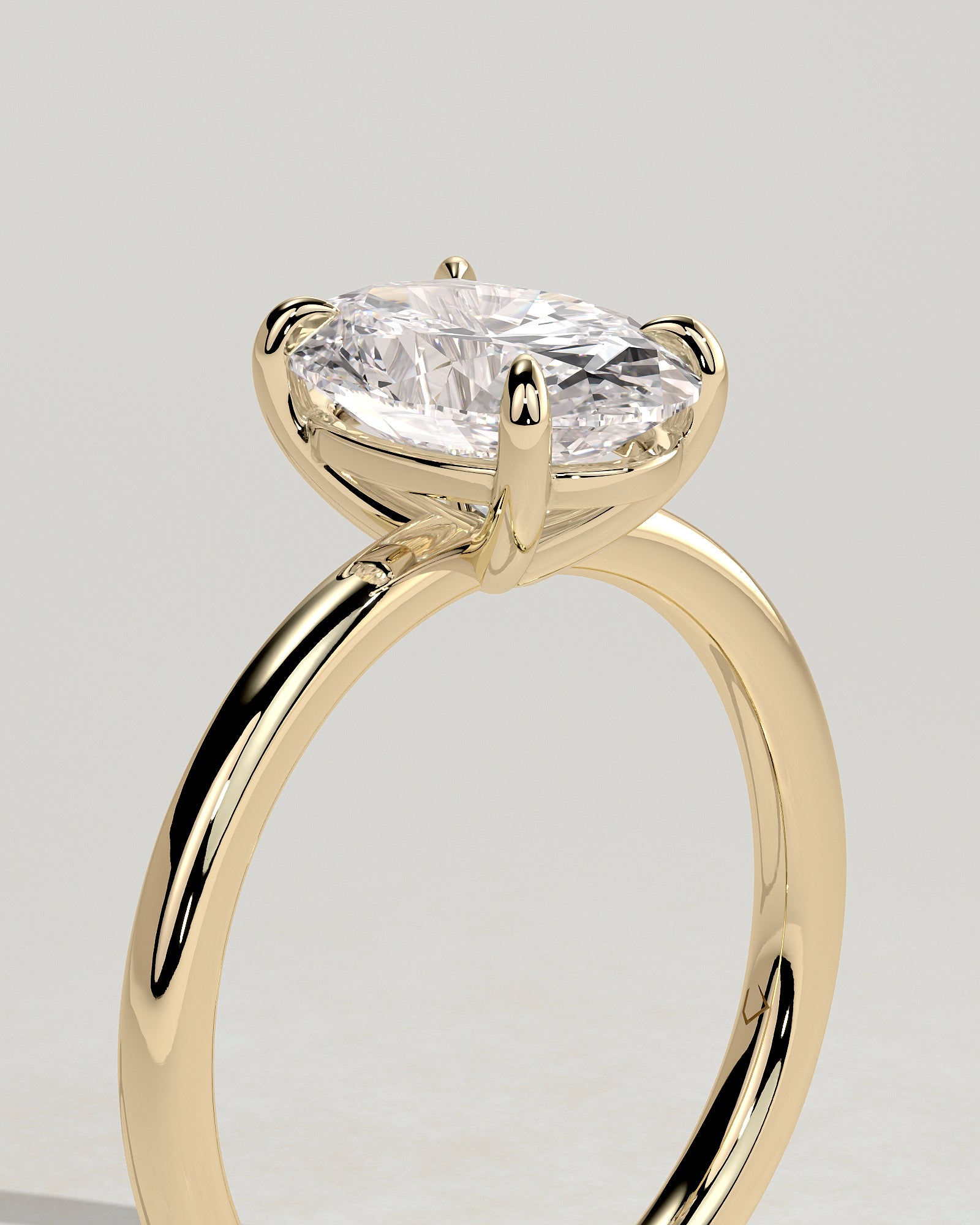Daisy - Classic Oval Claw Solitaire Engagement Ring - Yellow Gold - Yellow Gold 2ct