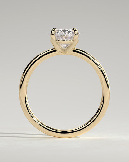 Daisy - Classic Oval Claw Solitaire Engagement Ring - Yellow Gold