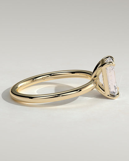 Alina - Emerald Claw Solitaire Engagement Ring - Yellow Gold - yellow gold - Lara Jewels