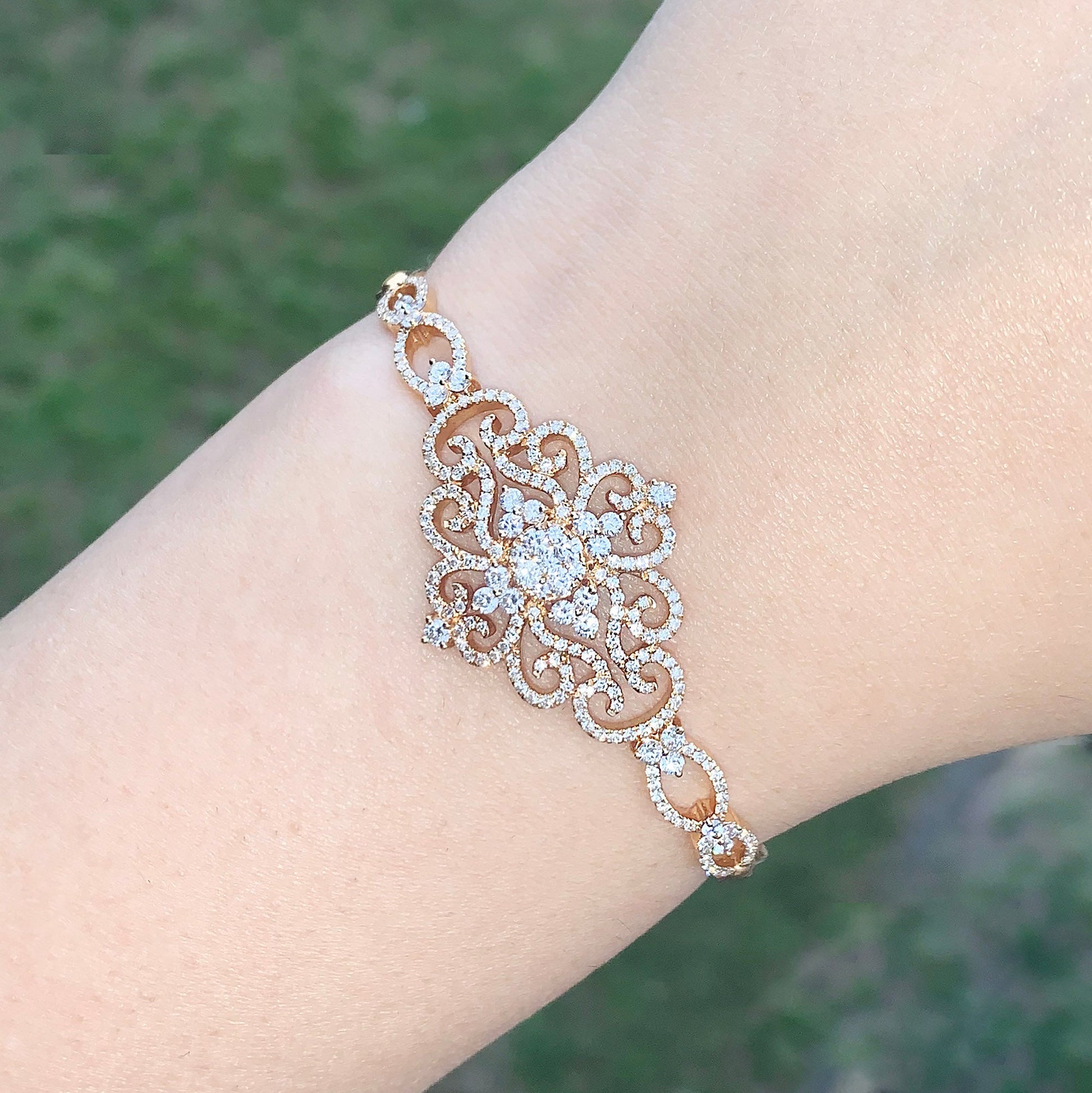 1.95ctw Diamond Vintage Cuff Bracelet With Security Chain - 14K Yellow Gold