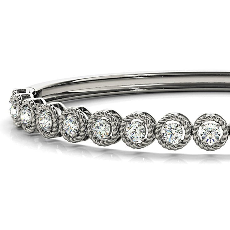 Filigree Halo 1.75 ctw Diamond Bangle Bracelet - 14K Yellow Gold