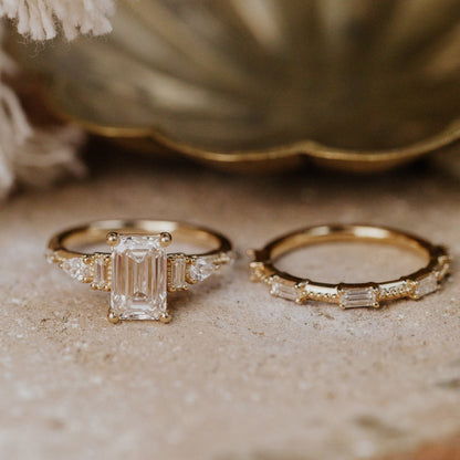 The Encanto Emerald Cut Ring