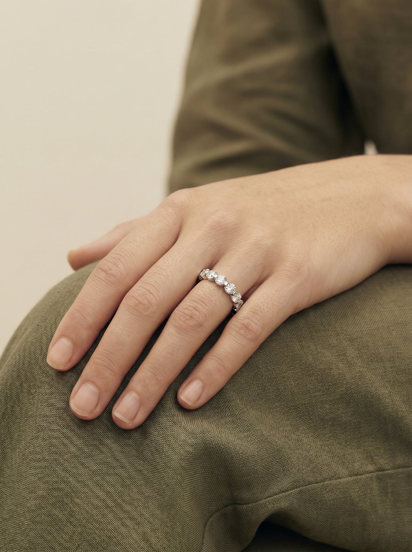 Amari Lab Grown Round Diamond Wedding Ring - White Gold - 18K - 5ct