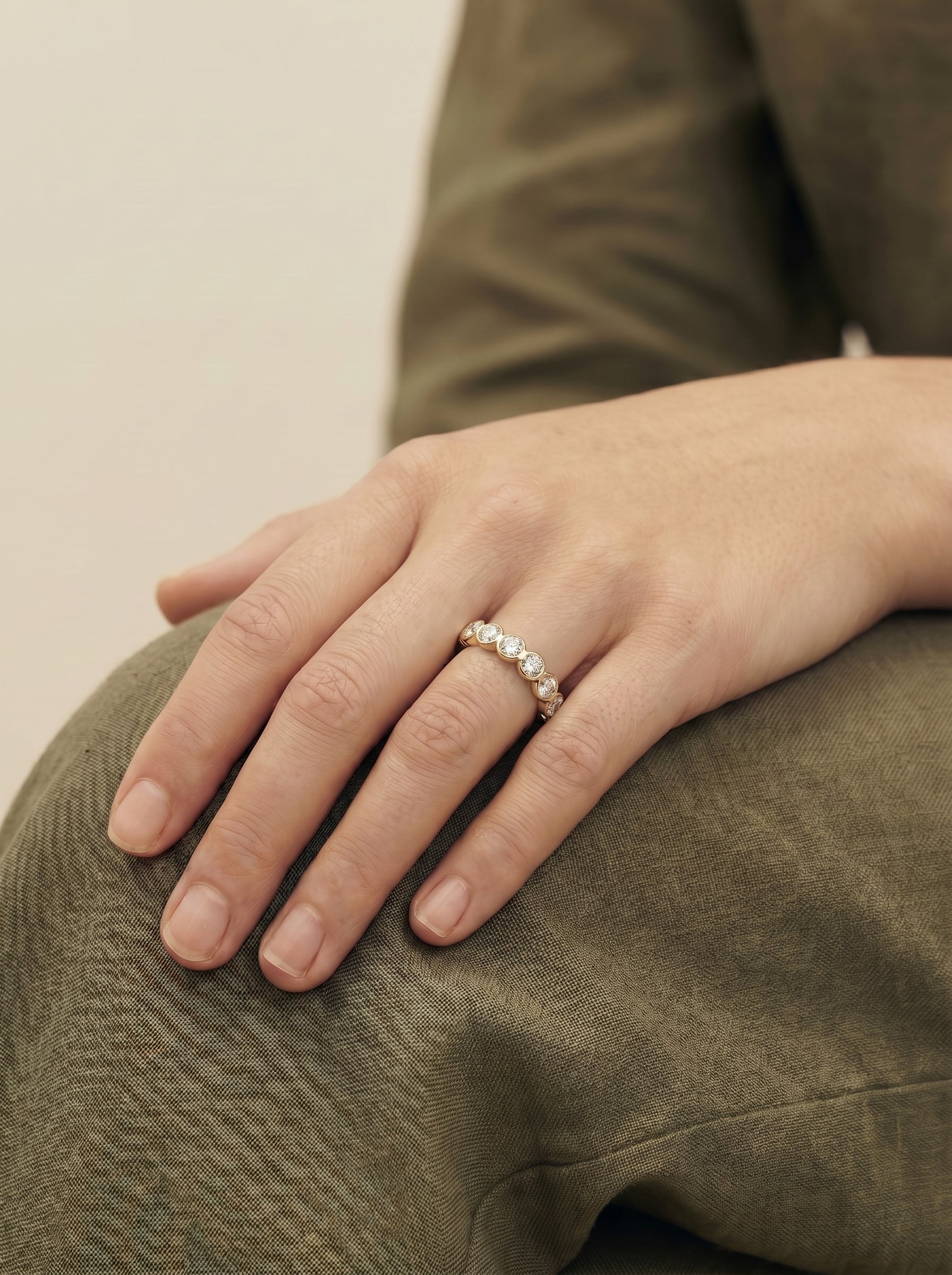 Amari Lab Grown Round Diamond Wedding Ring - Yellow Gold - 18K - 5ct