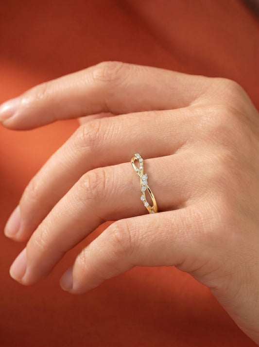 Ausha Lab Grown Round Diamond Wedding Ring - Yellow Gold