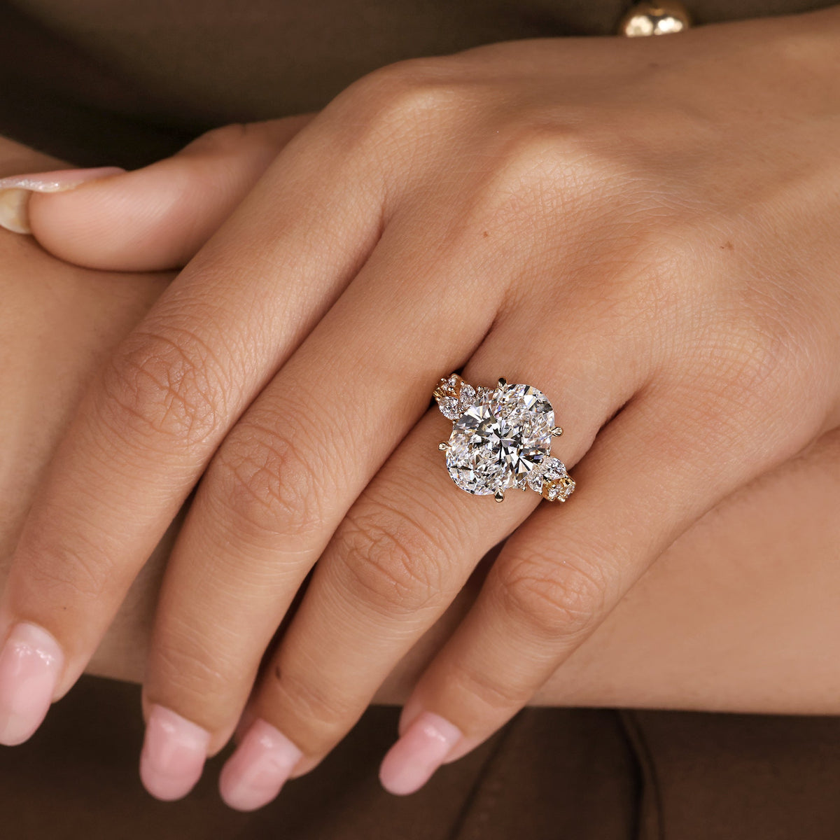 IGI Certified 5 - 7 Carat Oval Cut Diamond Ring in Cluster Setting