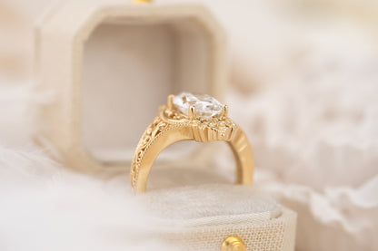 the-chantilly-ring
