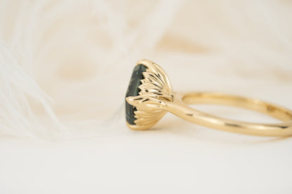 the-secret-garden-ring-3-44-ct-radiant-starbrite™-teal-sapphire