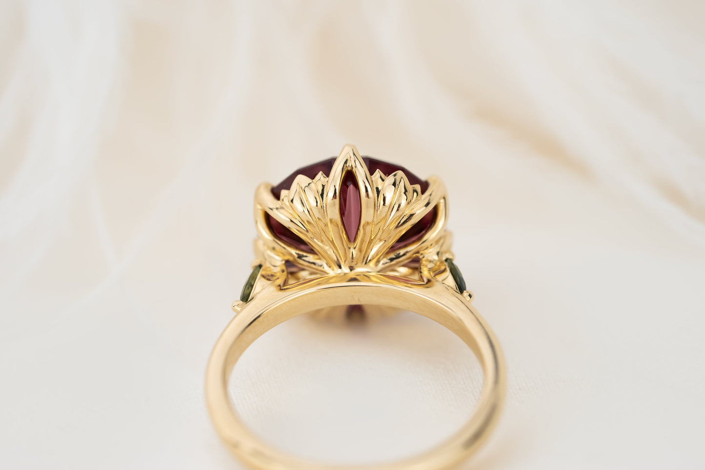 The Secret Garden Ring | 6.72 CT Round Starbrite™ Rose Garnet