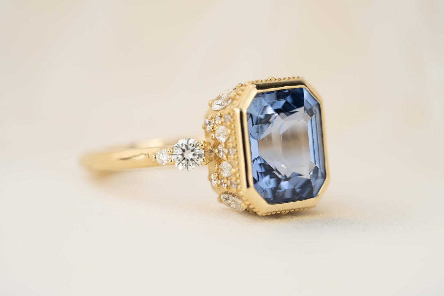 The Sitara Ring | 6.08 CT Cornflower Blue Sapphire