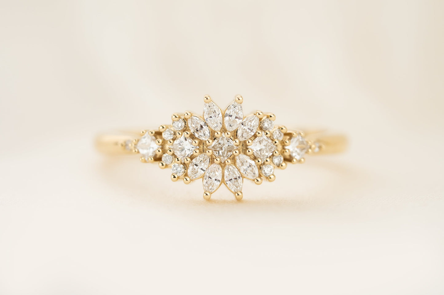 The Dahlia Ring