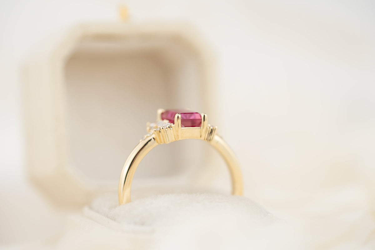 the-reverie-ring-1-36-ct-rectangular-starbrite™-pink-sapphire