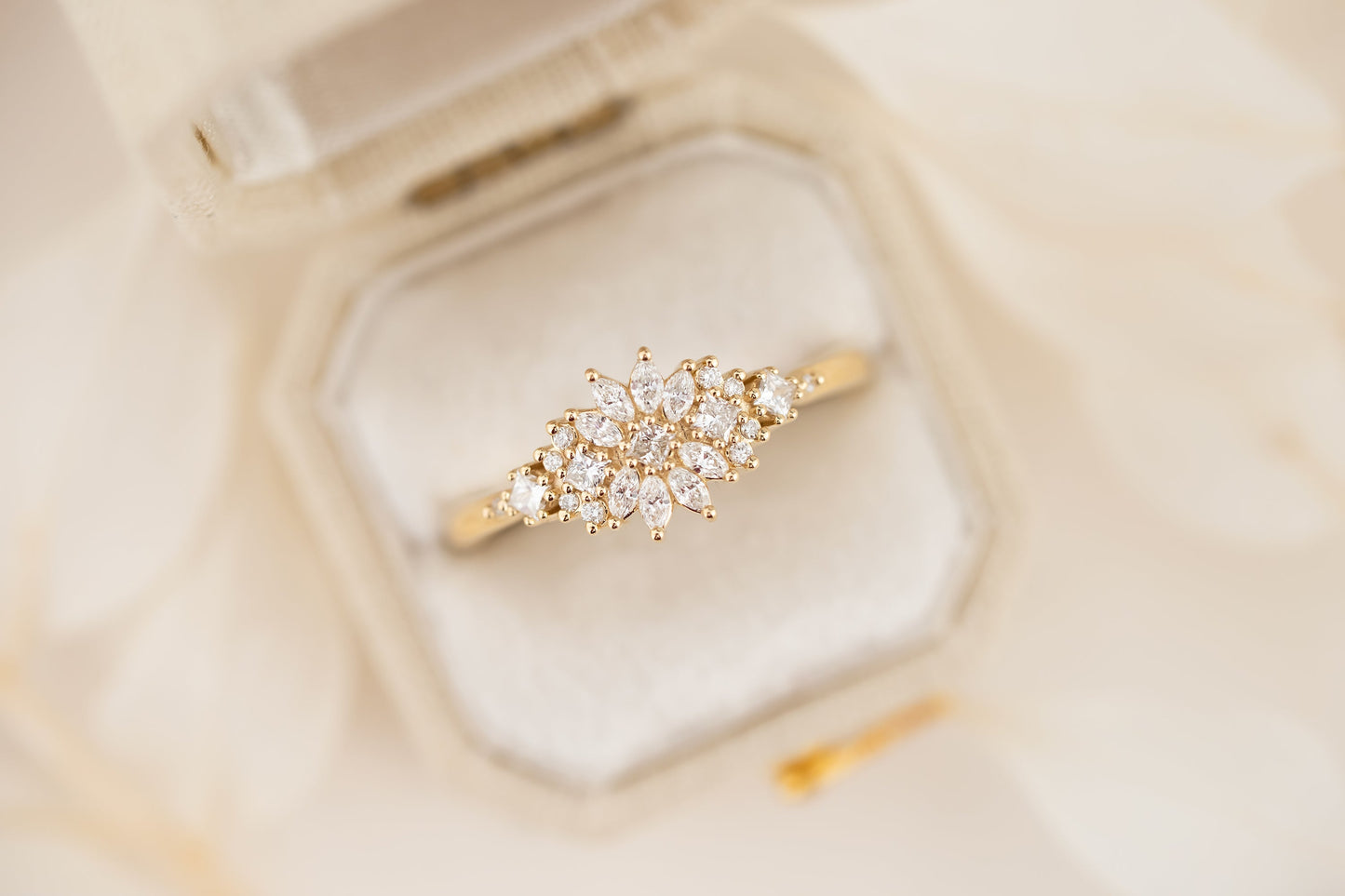 The Dahlia Ring