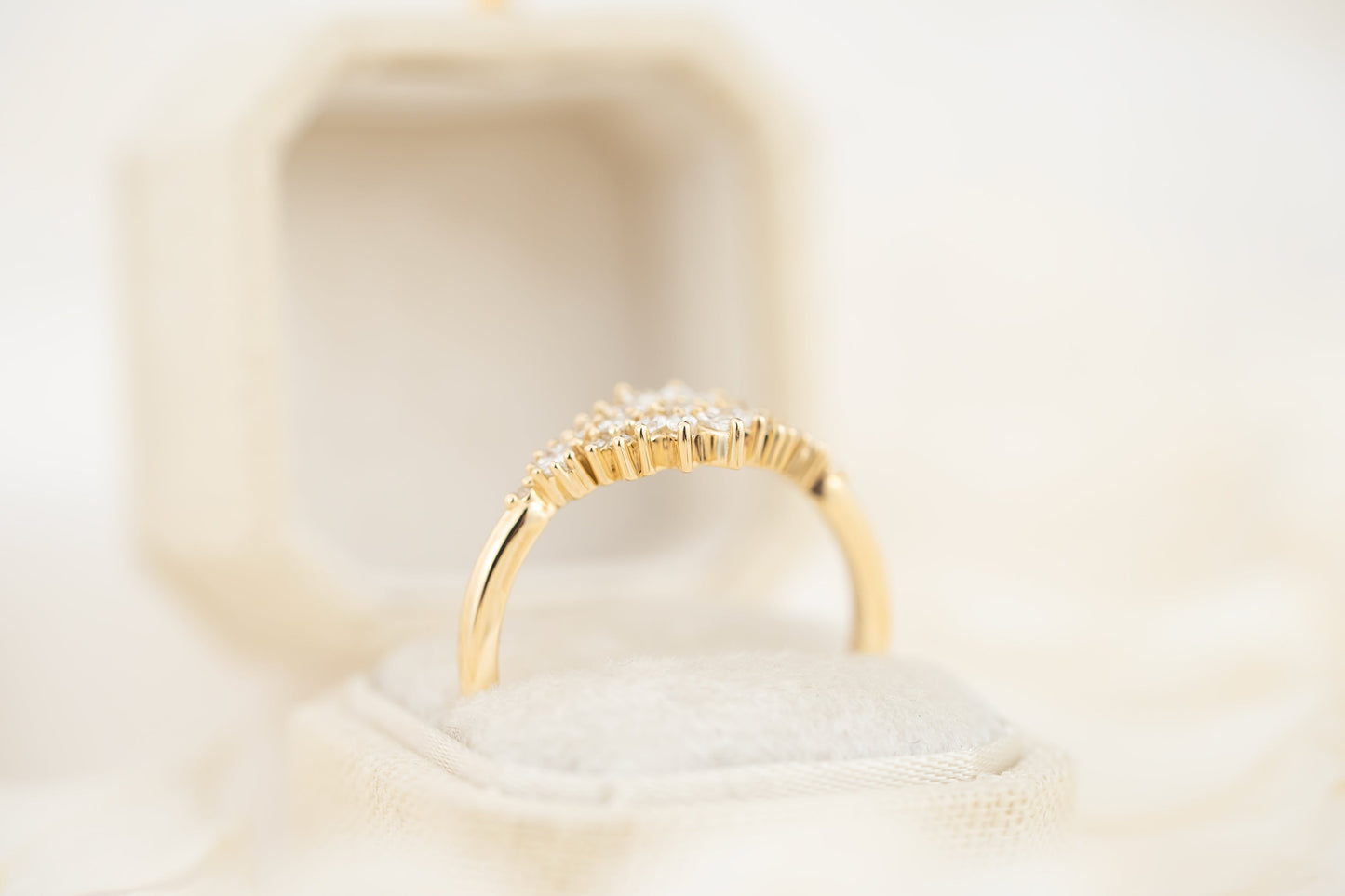 The Dahlia Ring