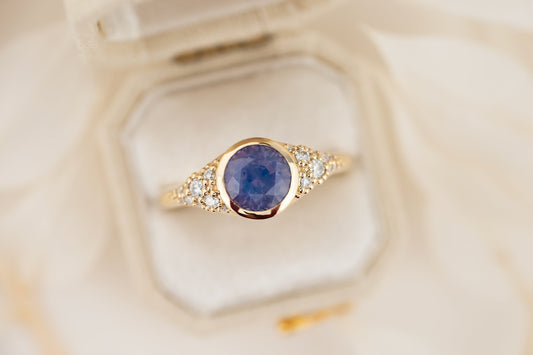 the-solaria-ring-2-19-ct-round-purple-sapphire