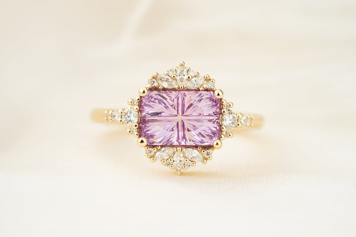 the-comtesse-ring-2-72-ct-rectangular-starbrite™-pink-sapphire