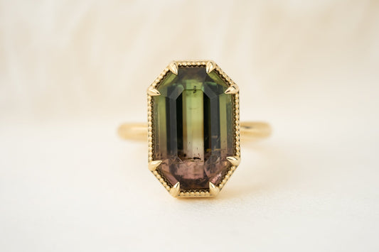 the-apate-ring-8-46-ct-emerald-cut-green-tourmaline