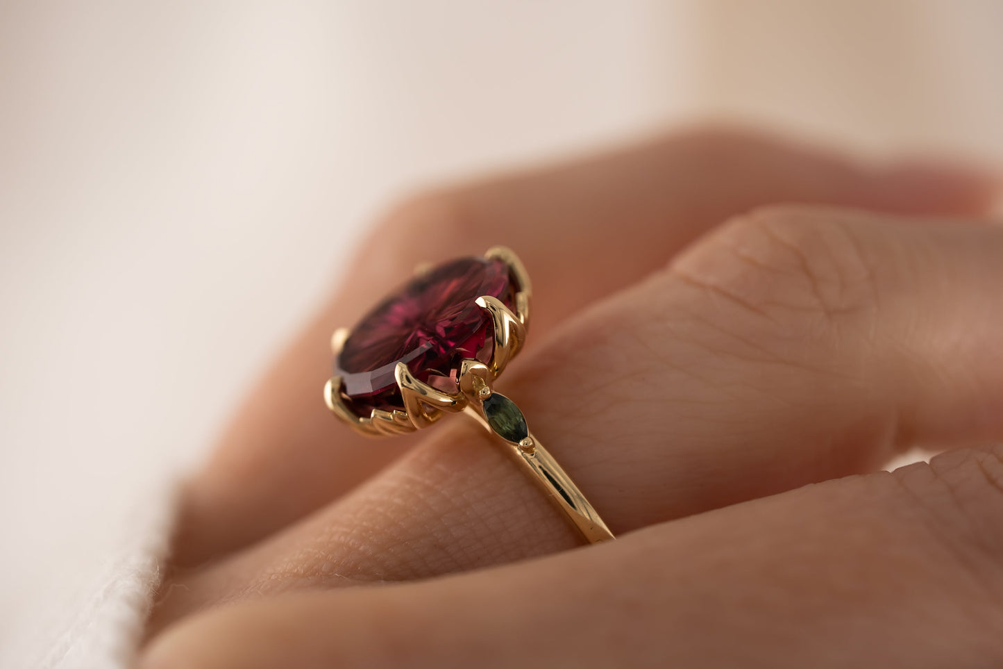 The Secret Garden Ring | 6.72 CT Round Starbrite™ Rose Garnet