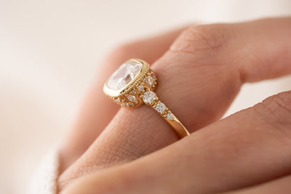 the-sitara-ring-4-23-ct-cushion-cut-diamond