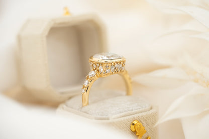 the-sitara-ring-4-23-ct-cushion-cut-diamond