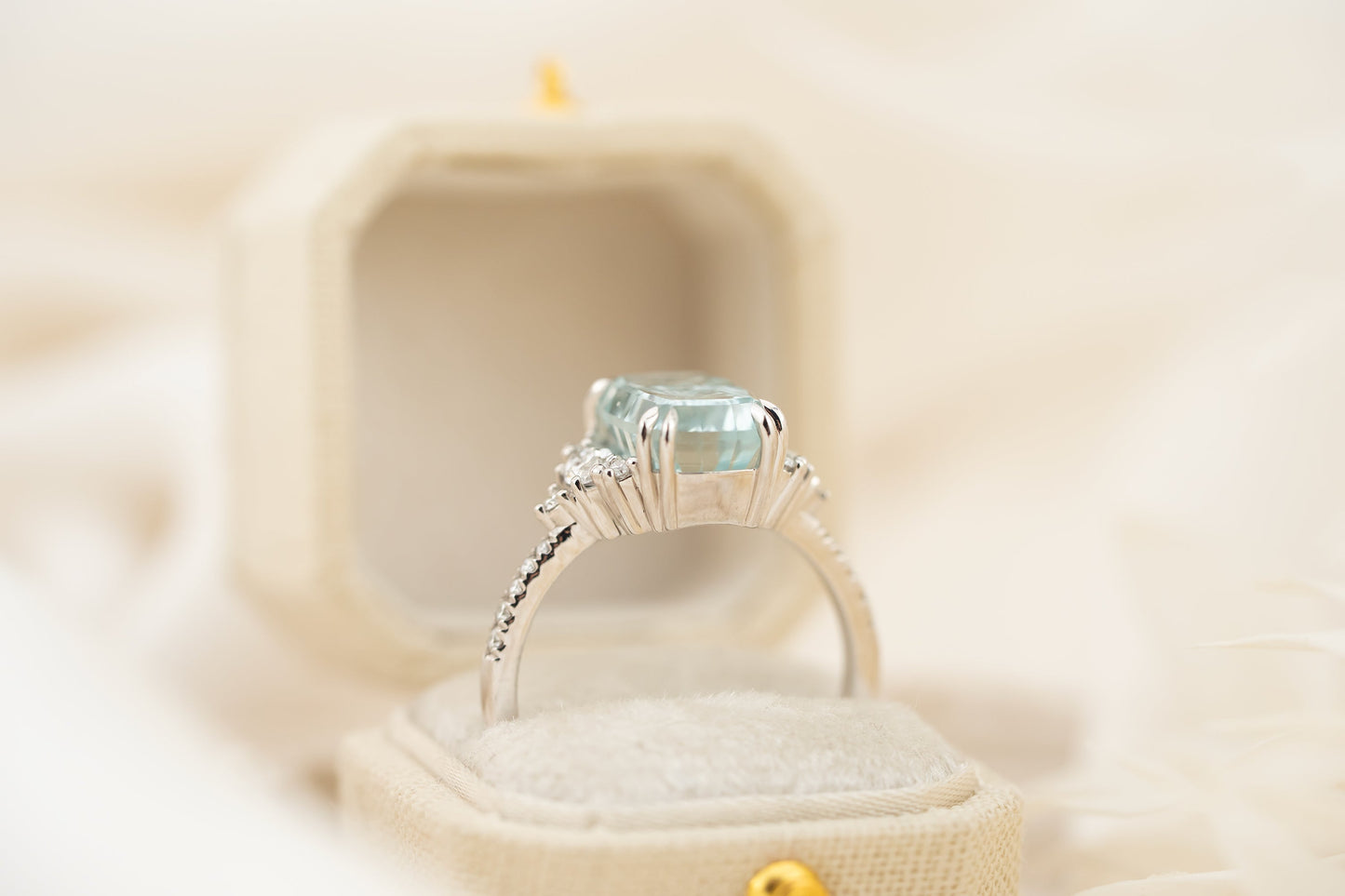 The Low Maren Ring | 3.65 CT Elongated Cushion Starbrite™ Aquamarine