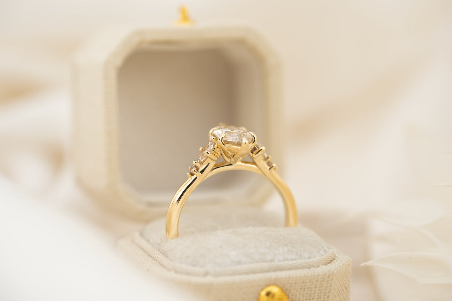 The Skye Ring | 1.05 CT Marquise Champagne Diamond
