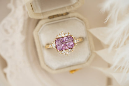 the-comtesse-ring-2-72-ct-rectangular-starbrite™-pink-sapphire