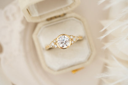 the-solaria-ring-1-ct-round-diamond
