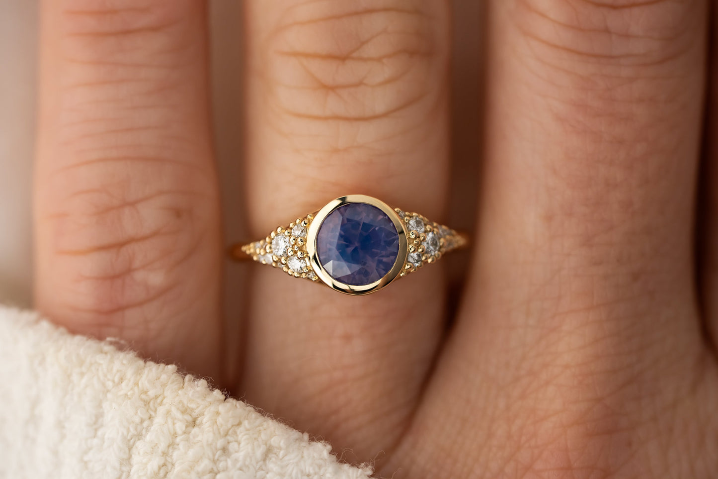 The Solaria Ring | 2.19 CT Round Purple Opalescent Sapphire
