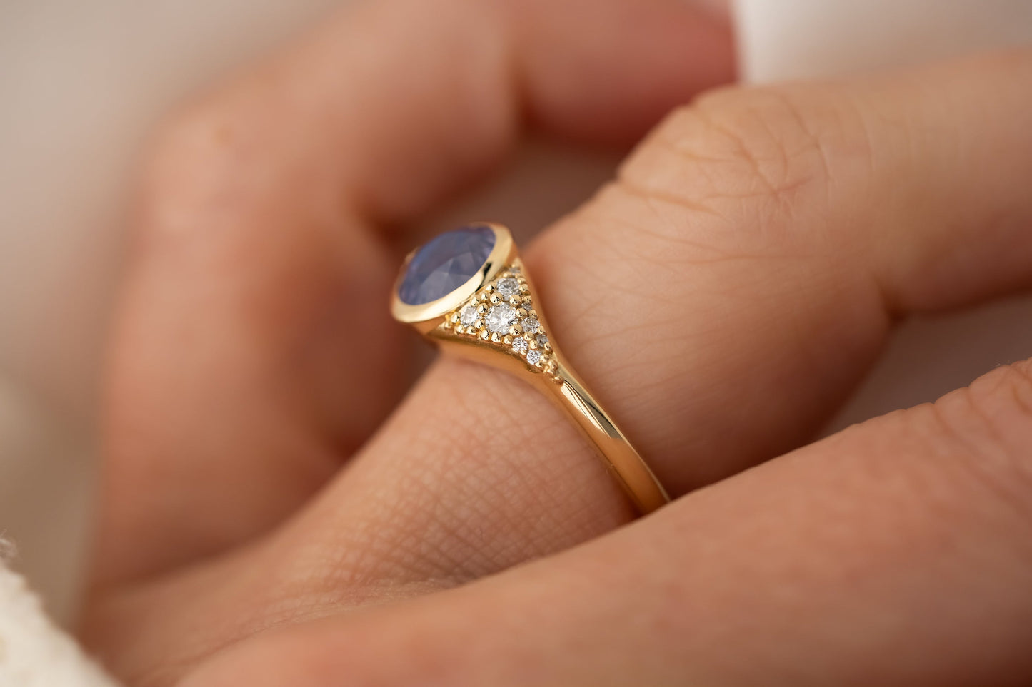 The Solaria Ring | 2.19 CT Round Purple Opalescent Sapphire