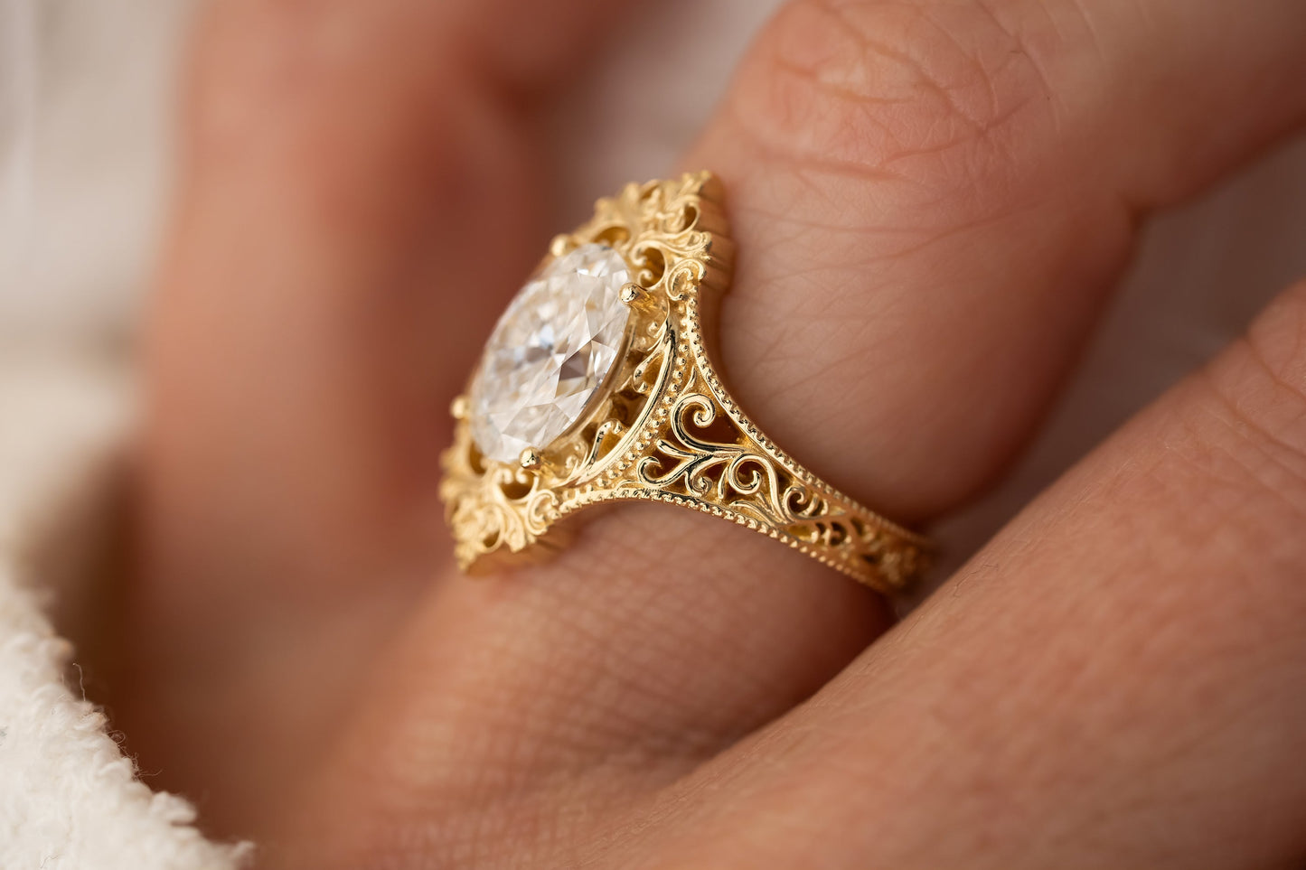 The Chantilly Ring | 2 CT Oval Diamond