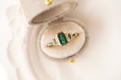 the-all-bezel-maeve-ring-1-07-teal-tourmaline-teal-sapphire-accents