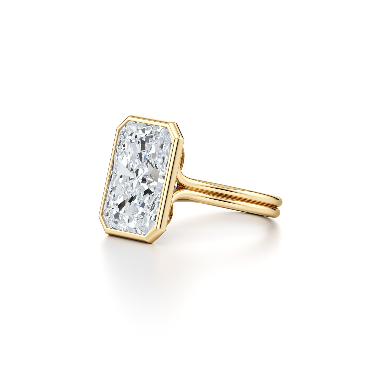 Lara Jewels High Jewellry High Jewelry | Elle Bezel Radiant Solitaire Lab Diamond Engagement Ring - Radiant - 14k Yellow Gold - Side View