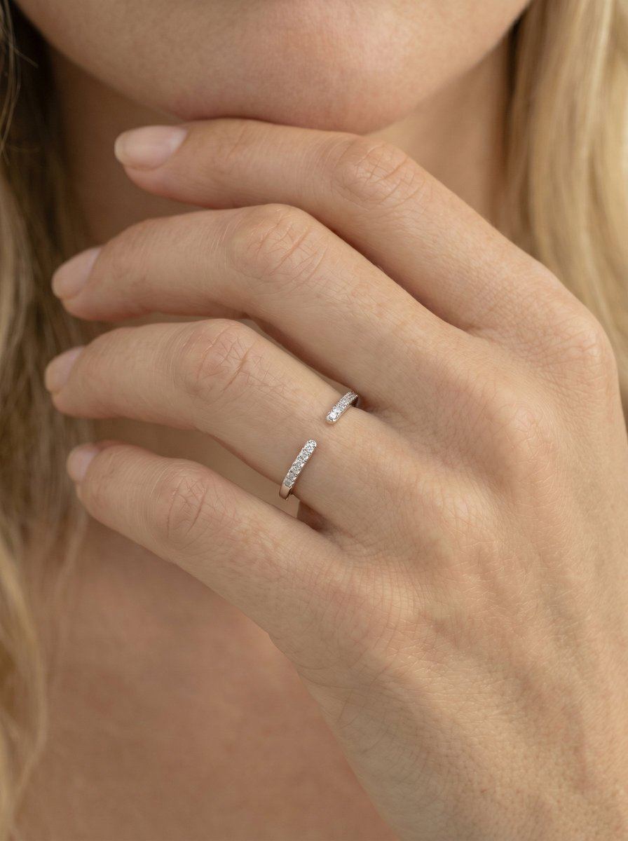 Himari Lab Grown Round Diamond Wedding Ring - Platinum