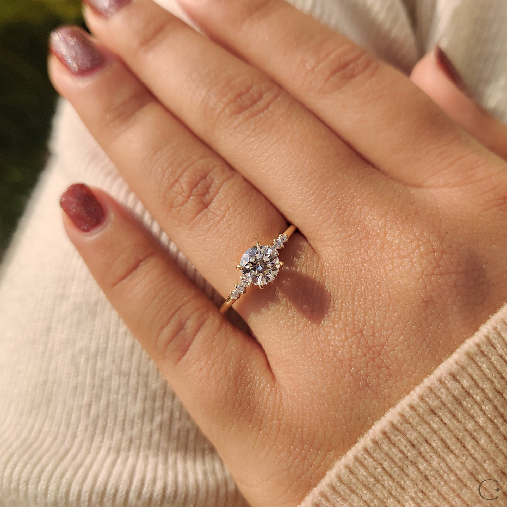 7 Stone Diamond Ring With Round Cut