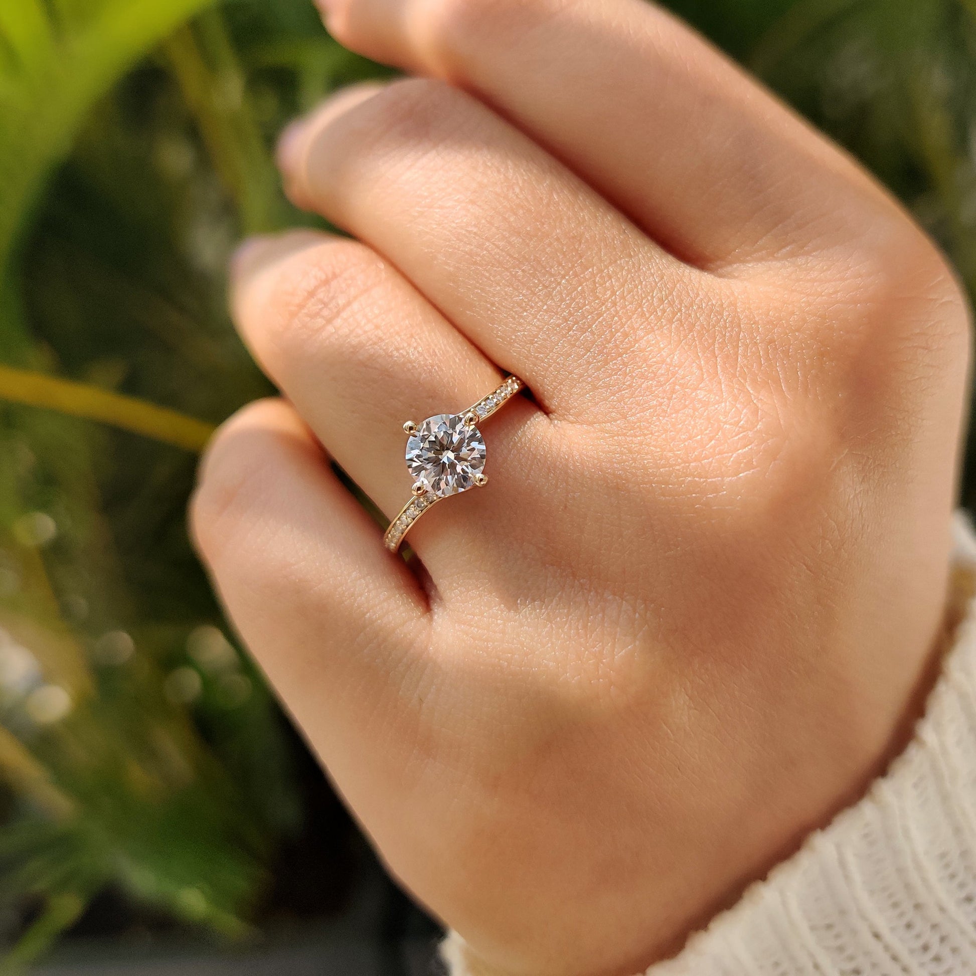 Round Diamond Bypass Ring Setting In Pave Style