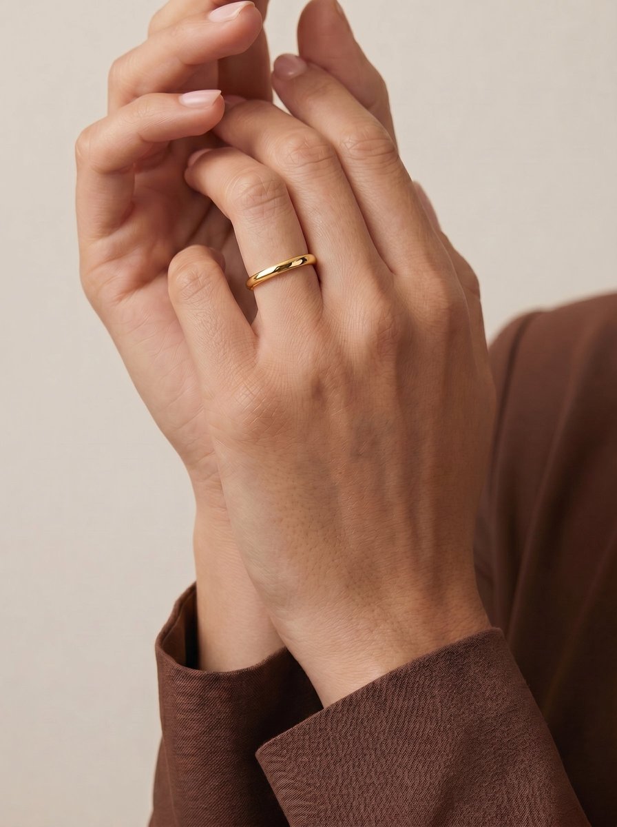 Max Wedding Ring Lab Grown Round Diamond Wedding Ring - Yellow Gold